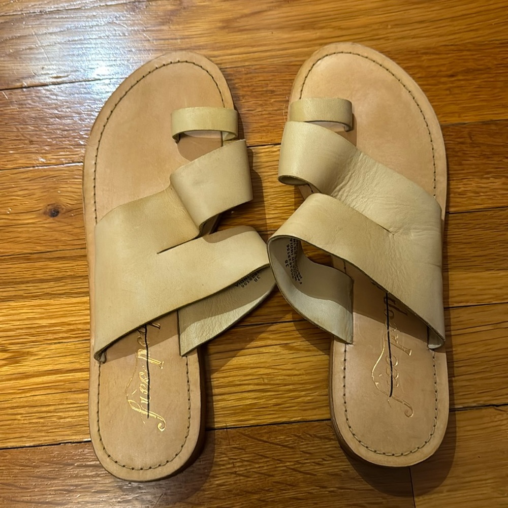 New Free People sandals, size 38